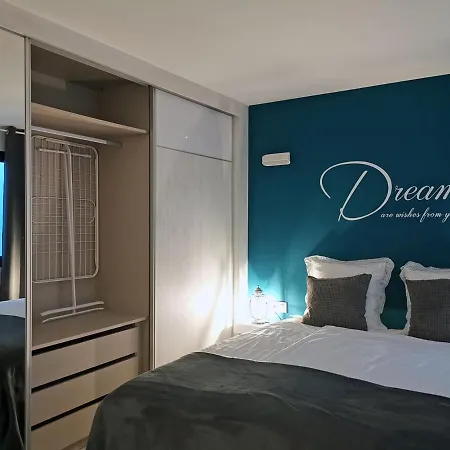 Aparthotel Factoria Boutique *